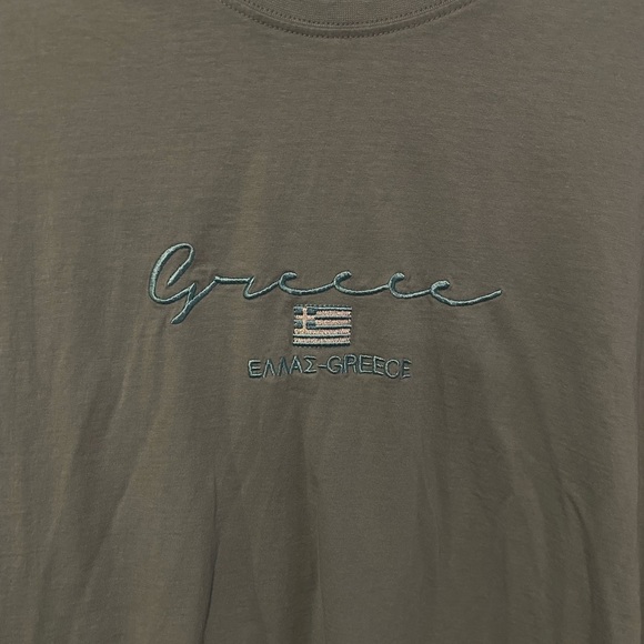 Gray Graphic T-Shirt - Picture 4 of 4